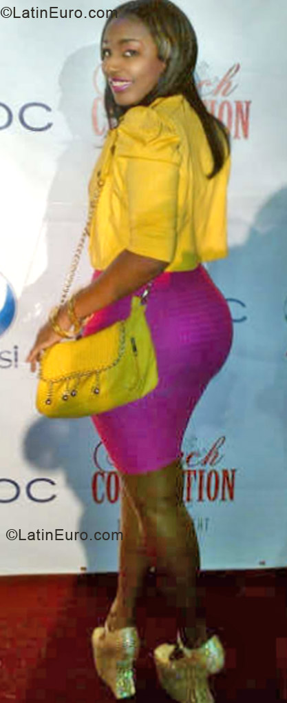 Date this good-looking Jamaica girl Candies from Kingston JM831