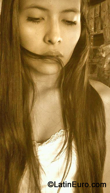 Date this exotic Colombia girl Deicy from Bucaramanga CO11597