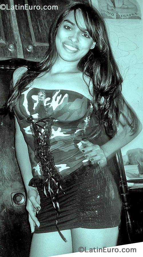 Date this good-looking Brazil girl Nina from Belo Horizonte BR7224