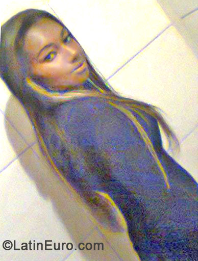 Date this beautiful Brazil girl Nathalia from Sao Paulo BR7238