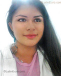 good-looking Colombia girl Soraya from Bogota CO11636