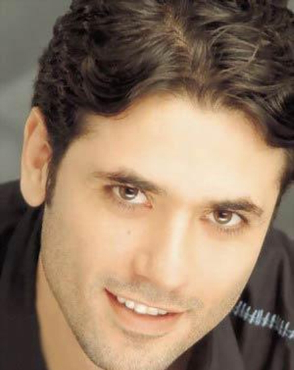 Date this good-looking United States man Adey from Houston US13751