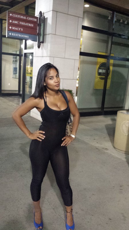 Date this hard body United States girl Eimy from Hemet US13759