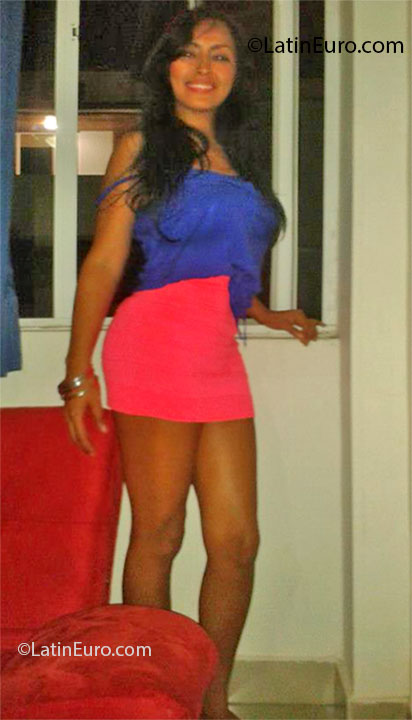 Date this exotic Colombia girl Gisella from Barranquilla CO11962