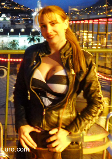 Date this voluptuous Colombia girl Sandra Milena from Medellin CO11983