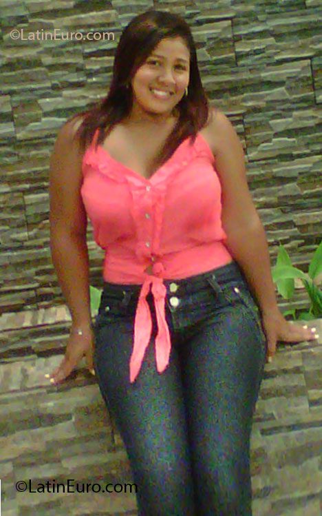 Date this young Colombia girl Wendy from Santander CO11987