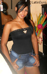happy Colombia girl Bernarda from Cartagena CO12058