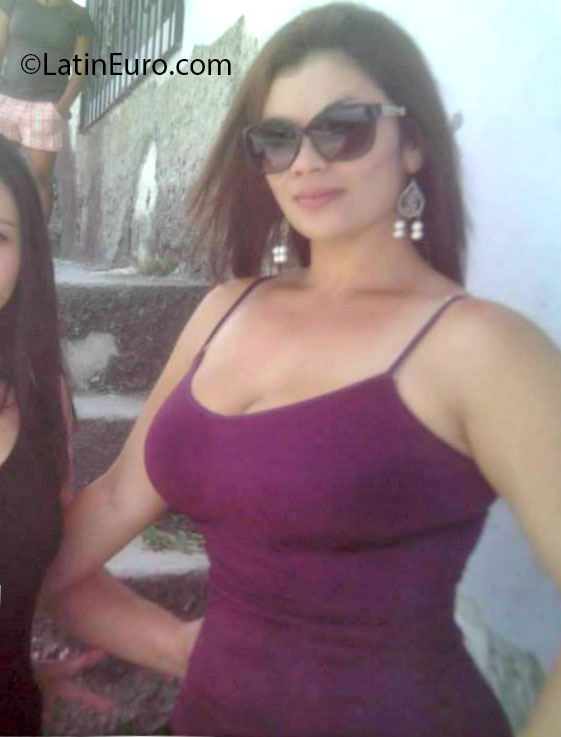 Date this lovely Honduras girl Nolvi from santa rosa de copan HN799