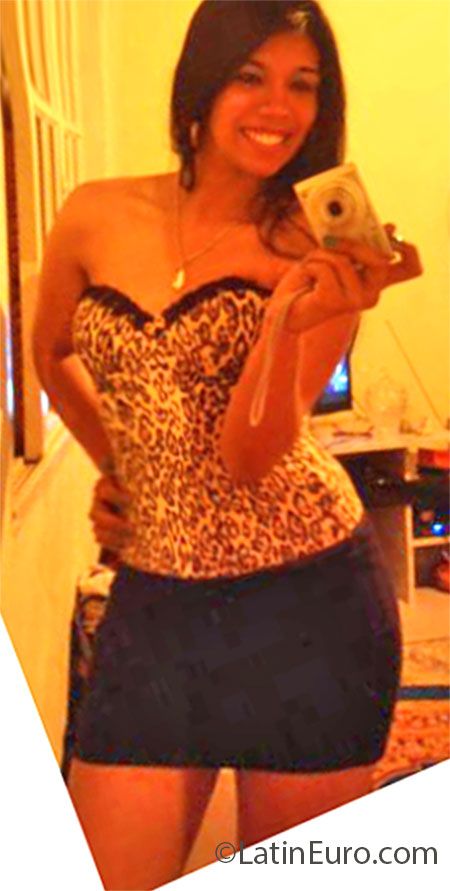 Date this cute Brazil girl Pathy from Sao Paulo BR7485