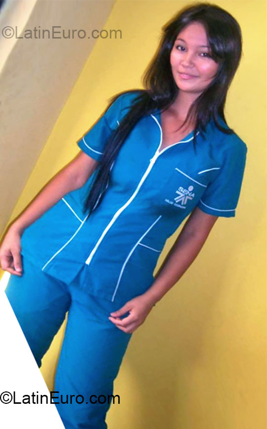 Date this sensual Colombia girl Sarah from chinchina CO12262