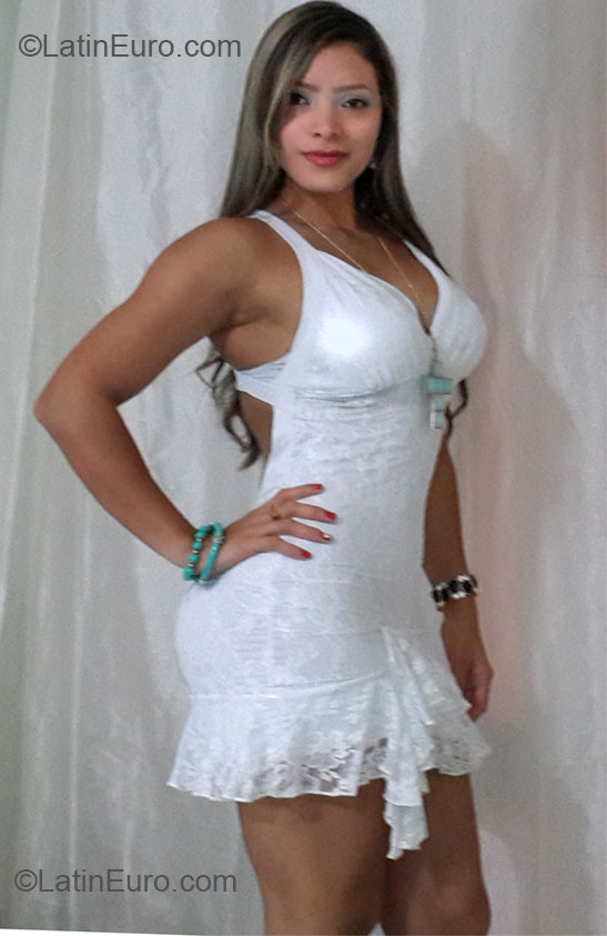 Date this funny United States girl Jessica from Miami CO15296