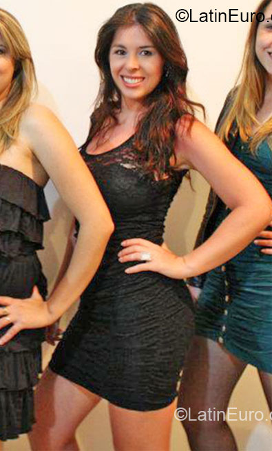 Date this charming Brazil girl Phamala from Sao Paulo BR7596