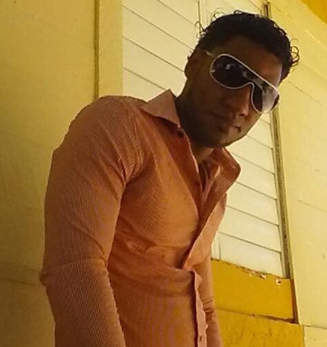 Date this sensual Dominican Republic man Elmorenito1420 from Santiago DO15009