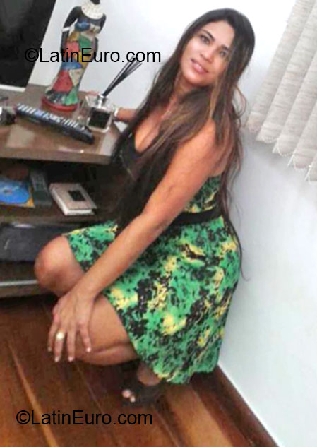 Date this tall Brazil girl Wany from Salvador BR7667