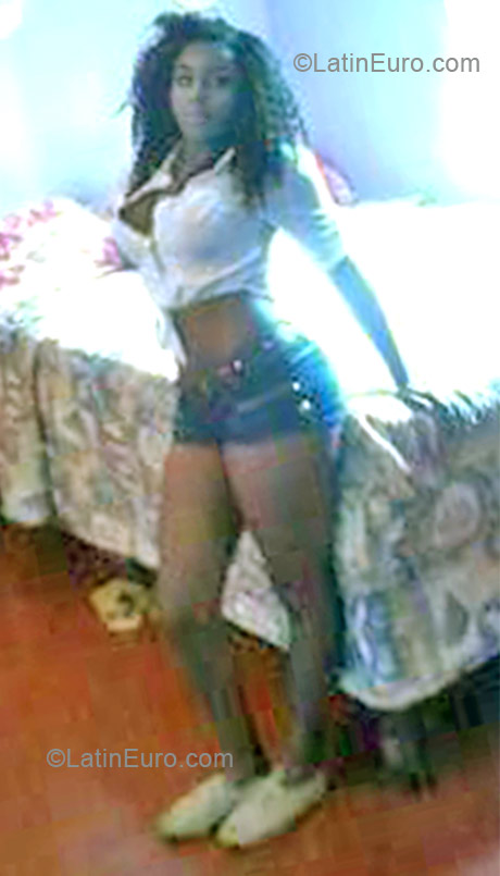 Date this cute Jamaica girl Shanell from Kingston JM2461