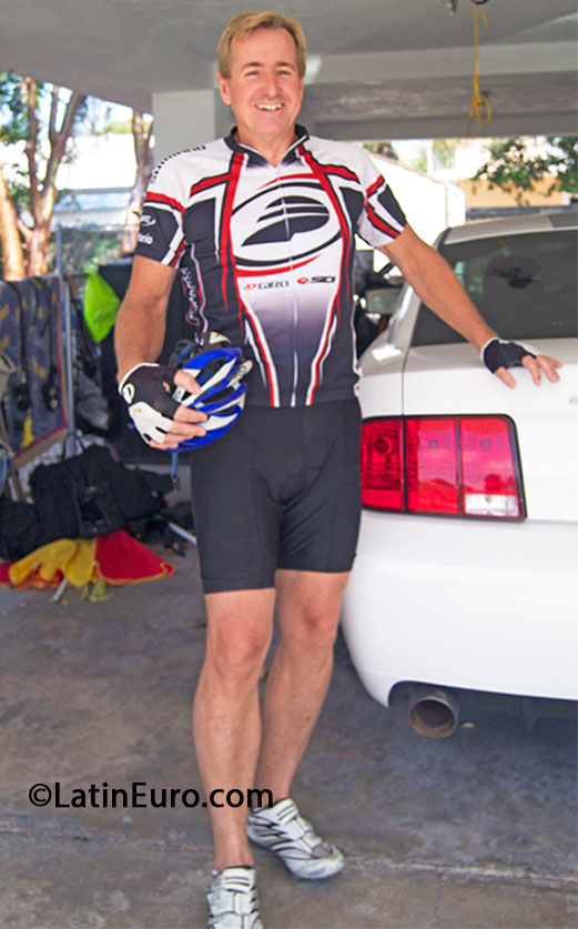 Date this athletic United States man Scott from Key Largo US14335