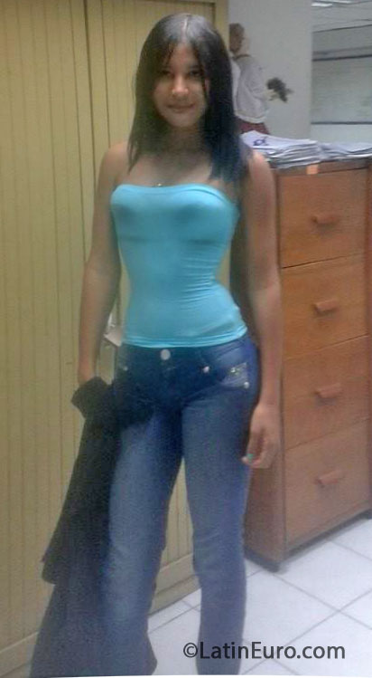 Date this cute Colombia girl Ilde from Valledupar CO13639