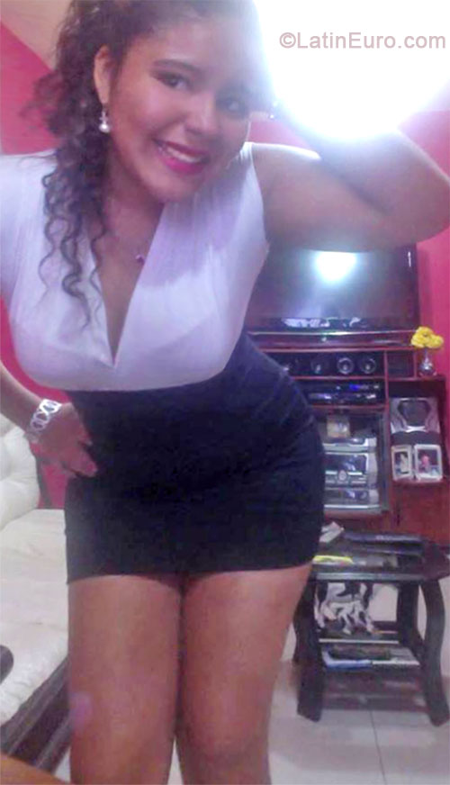 Date this tall Peru girl Forella from Lima PE842
