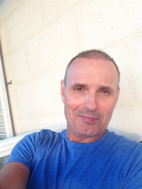 Date this pretty United States man Ben from Ocean City US14667