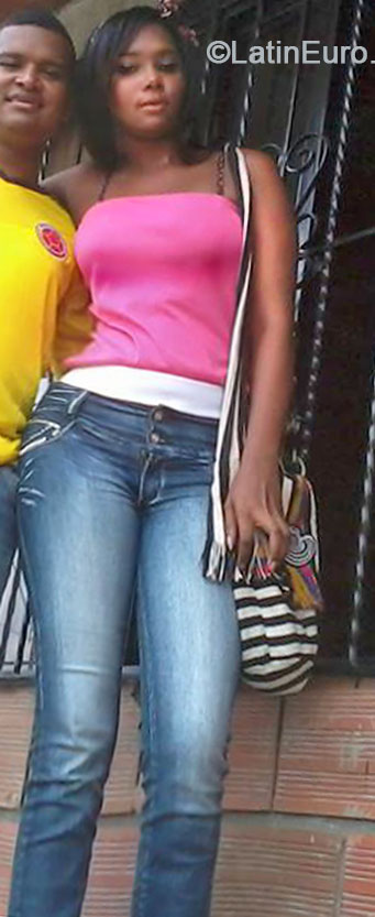 Date this tall Colombia girl Hana from Cali CO14566