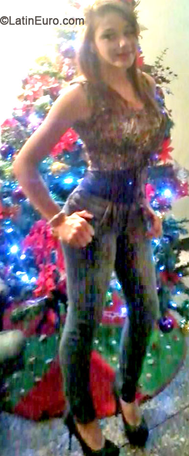 Date this fun Venezuela girl Oriena from Caracas VE121