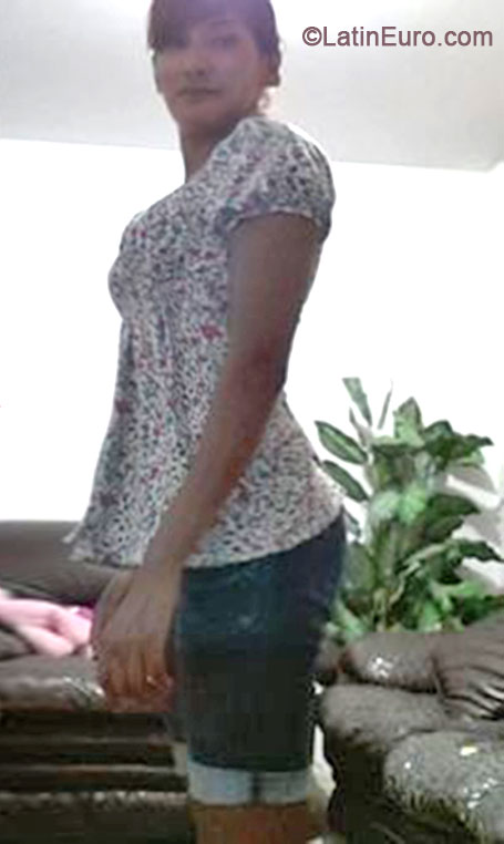 Date this beautiful Peru girl Maria Teresa from Lima PE874