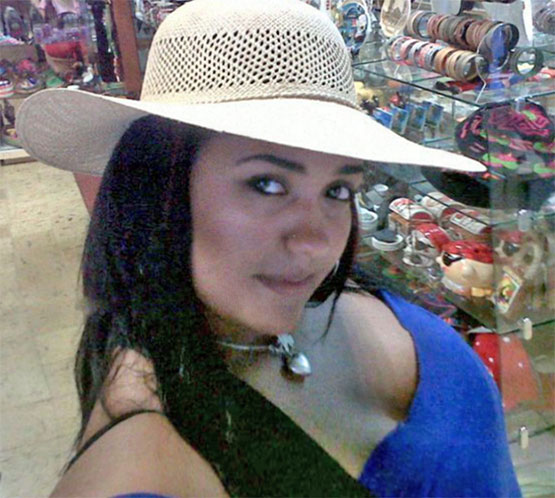 Date this hot Panama girl Jahazziel from Penonome PA383