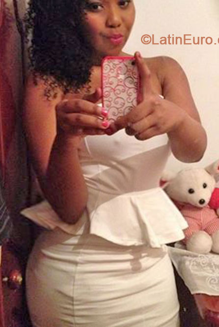 Date this attractive Brazil girl Adriane teixeir from São Paulo BR8444