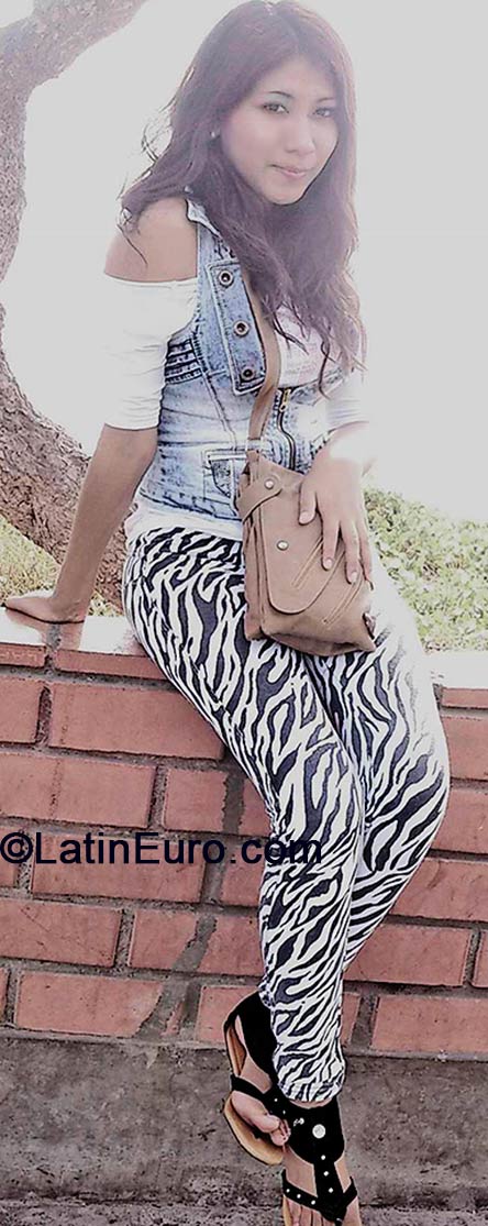 Date this beautiful Peru girl Rous from Lima PE924