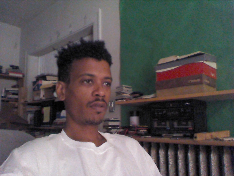 Date this cute United States man Eny from Boston US14876