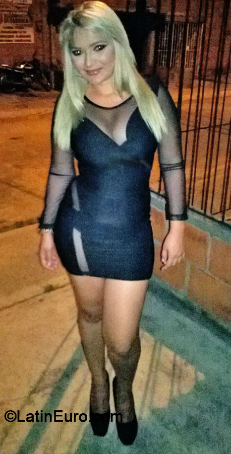 Date this happy Colombia girl Jennifer from Palmira CO14960