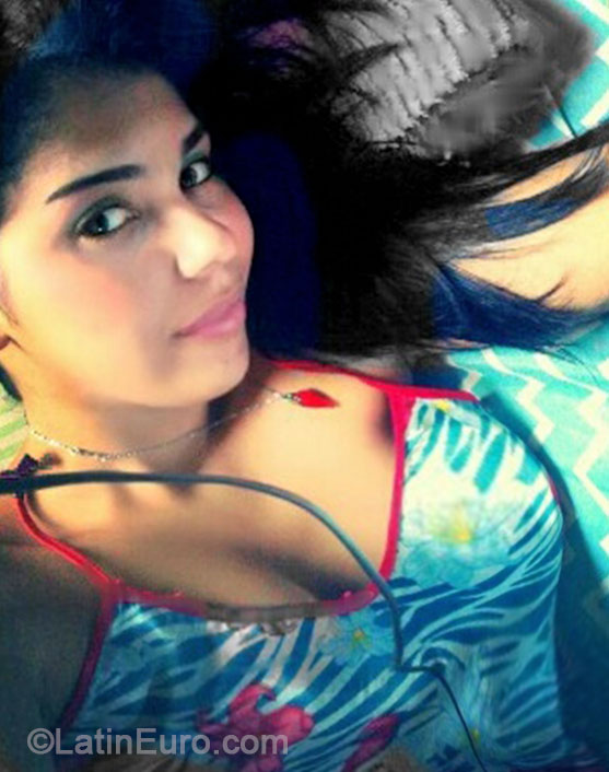 Date this gorgeous Brazil girl Karol from Manaus BR8688