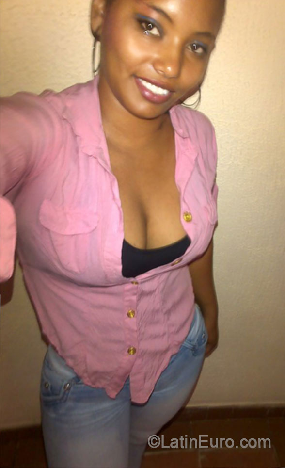 Date this stunning Colombia girl Katherine from Bogota CO15016
