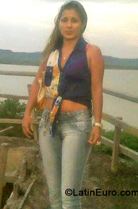 Date this passionate Colombia girl Yazmin from Santa Marta CO15108