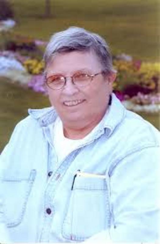 Date this funny United States man Robert from New York City US14957