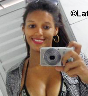 Date this beautiful Brazil girl Adriana from Salvador BR8779