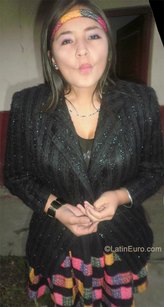 Date this gorgeous Peru girl Angela from Cusco PE993