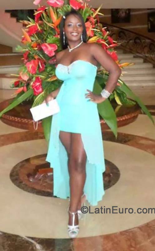 Date this pretty Colombia girl CLAIRE from Cali CO18603