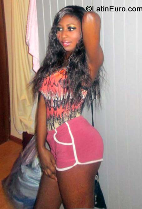 Date this georgeous Jamaica girl Lucy from Kingston JM1779