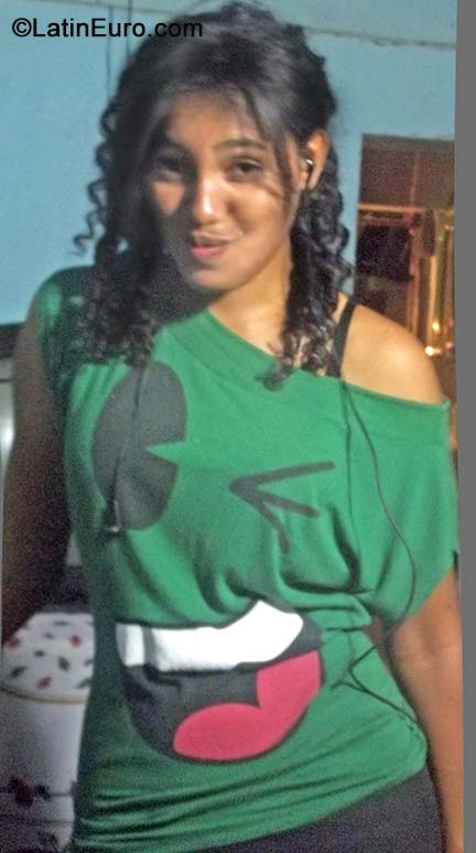 Date this happy Brazil girl Hortencia from Petrolina BR8921