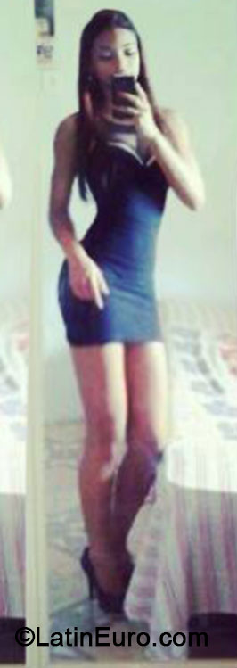Date this hot Brazil girl Michely from Belo Horizonte BR8962