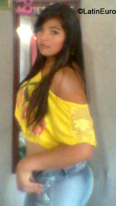 Date this attractive Colombia girl Luisa fernanda from Cali CO15957
