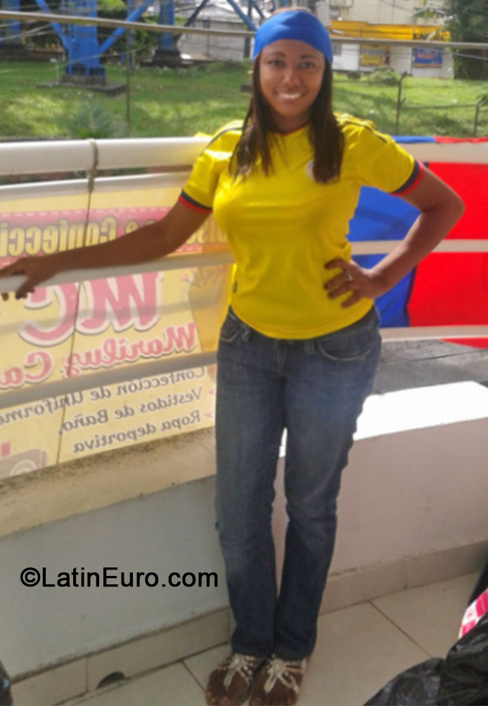 Date this delightful Colombia girl Mariluz from Buenaventura CO17067