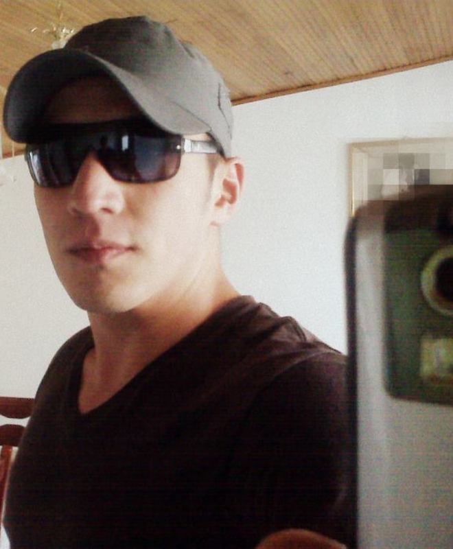 Date this hard body Colombia man Harrison from Medellin CO16066