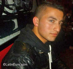 cute Colombia man Alexander from Bogota CO16153