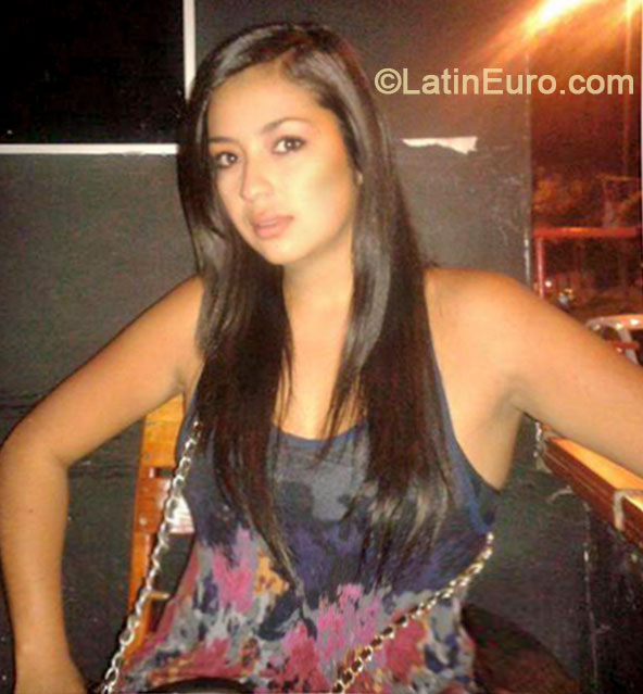 Date this attractive Colombia girl Ale from Manizales CO16310