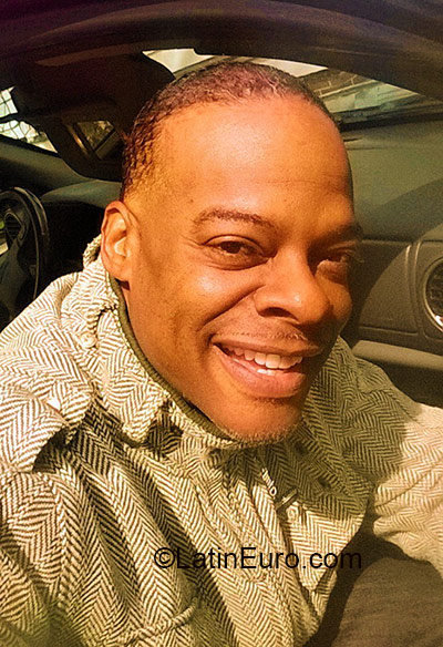 Date this passionate United States man Sonny from Los Angeles US15464