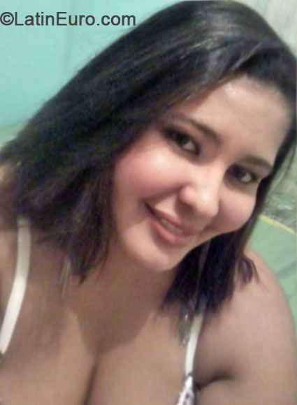 Date this foxy Brazil girl Manoely from Manaus BR9052