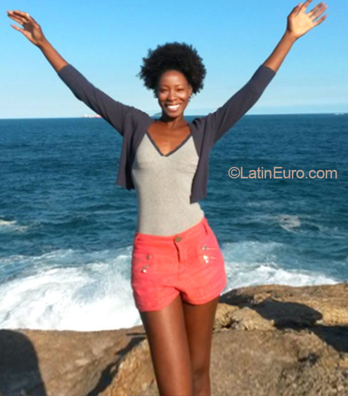 Date this gorgeous Brazil girl Christin from  BR9073