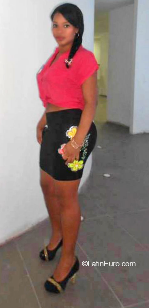 Date this gorgeous Colombia girl Kati from Cali CO16474
